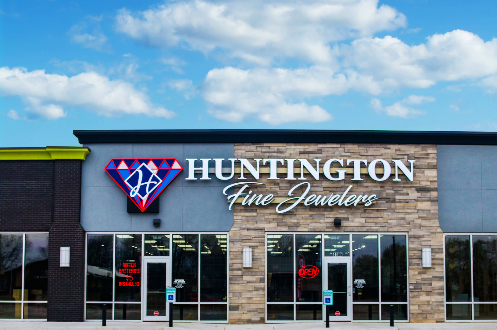 Huntington Fine Jewelers Shawnee Store